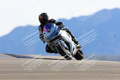 media/Jan-08-2022-SoCal Trackdays (Sat) [[1ec2777125]]/Turn 9 (125pm)/